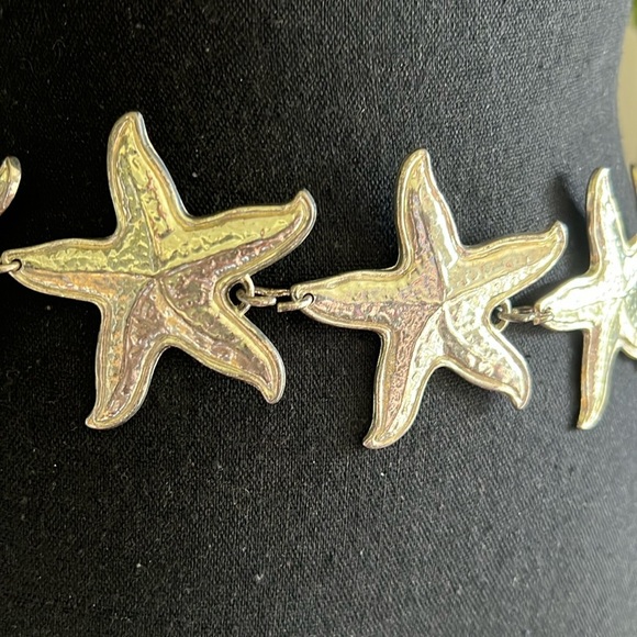 ESCADA Women’s Silver Tone Vintage Distressed Starfish Chainlink Belt - Picture 2 of 15